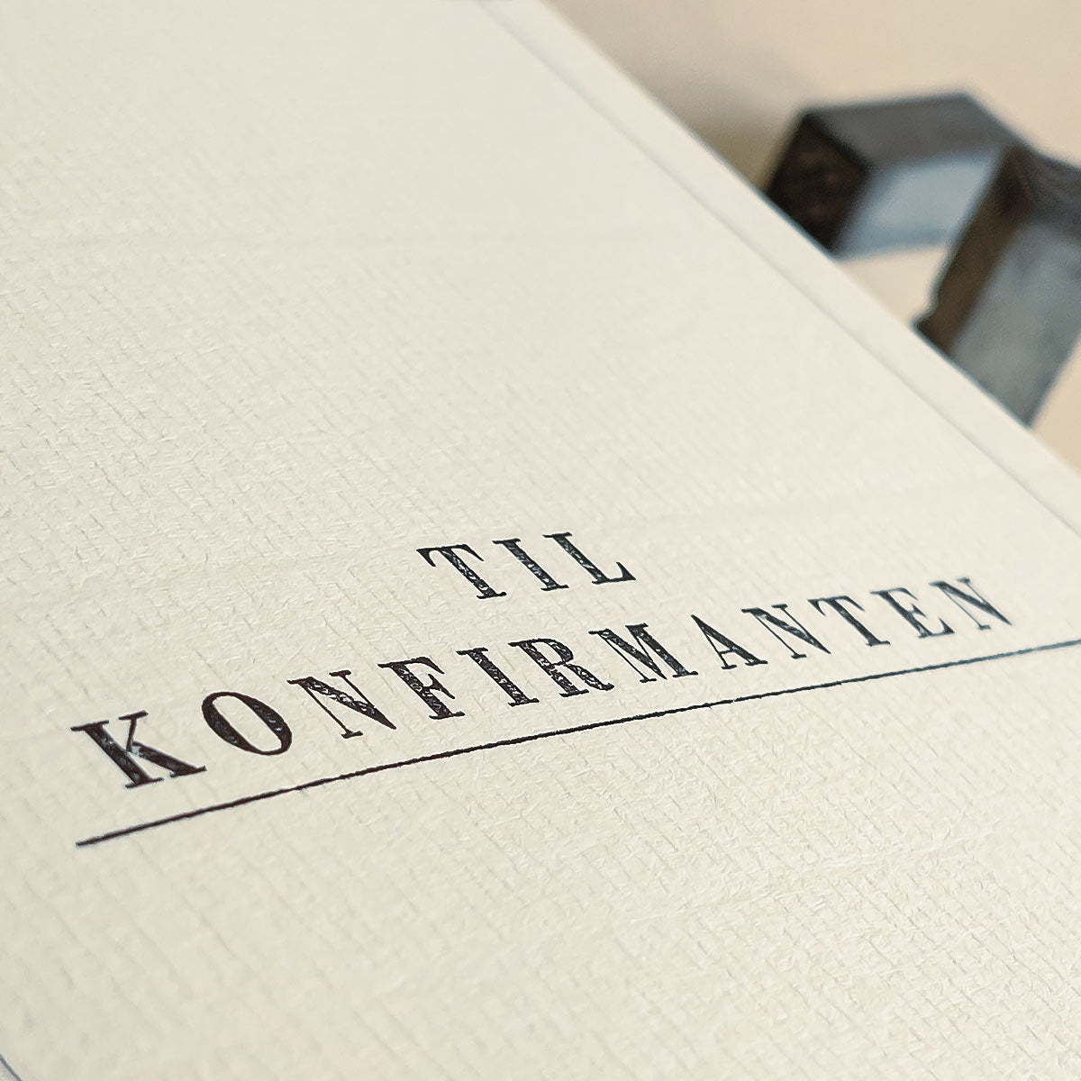 Unikt håndtrykket konfirmasjonskort til Gutt og Jente. Konfirmasjonskort med tekst